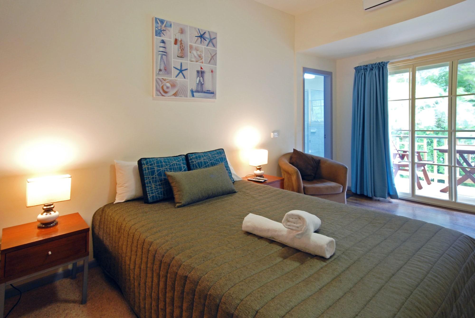 โมเทลริเวอร์วิวบูติค Motel นัมบัคคาเฮดส์ ภายนอก รูปภาพ