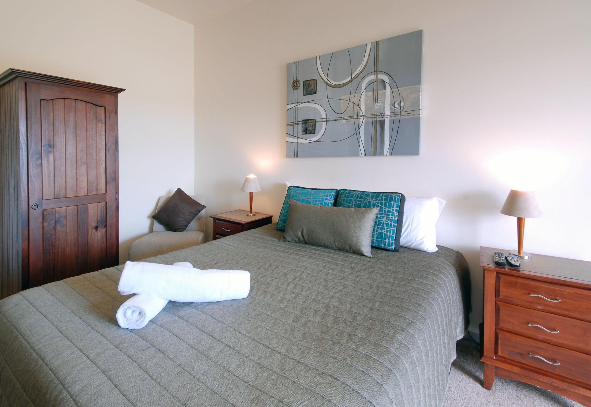 โมเทลริเวอร์วิวบูติค Motel นัมบัคคาเฮดส์ ภายนอก รูปภาพ