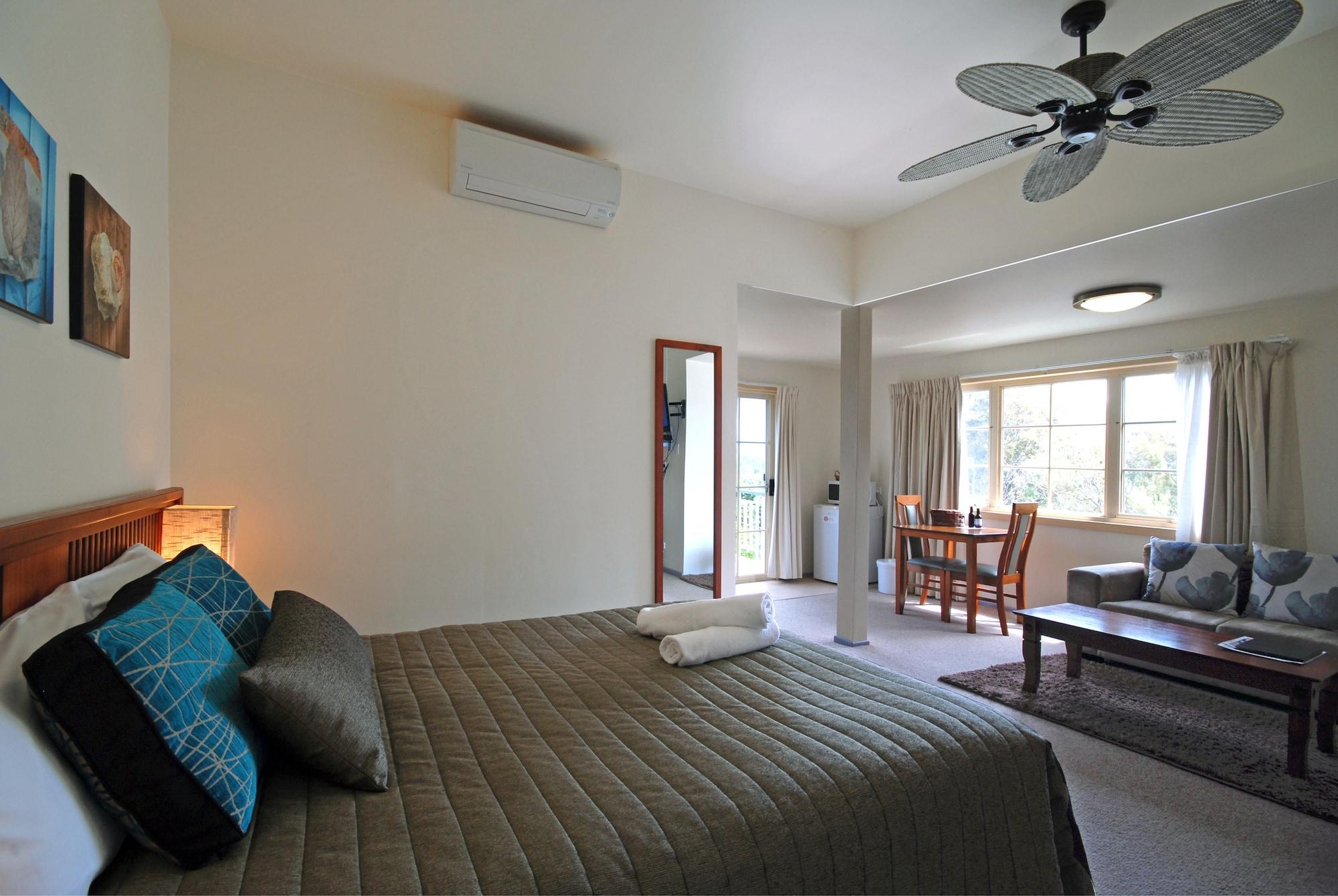 โมเทลริเวอร์วิวบูติค Motel นัมบัคคาเฮดส์ ภายนอก รูปภาพ