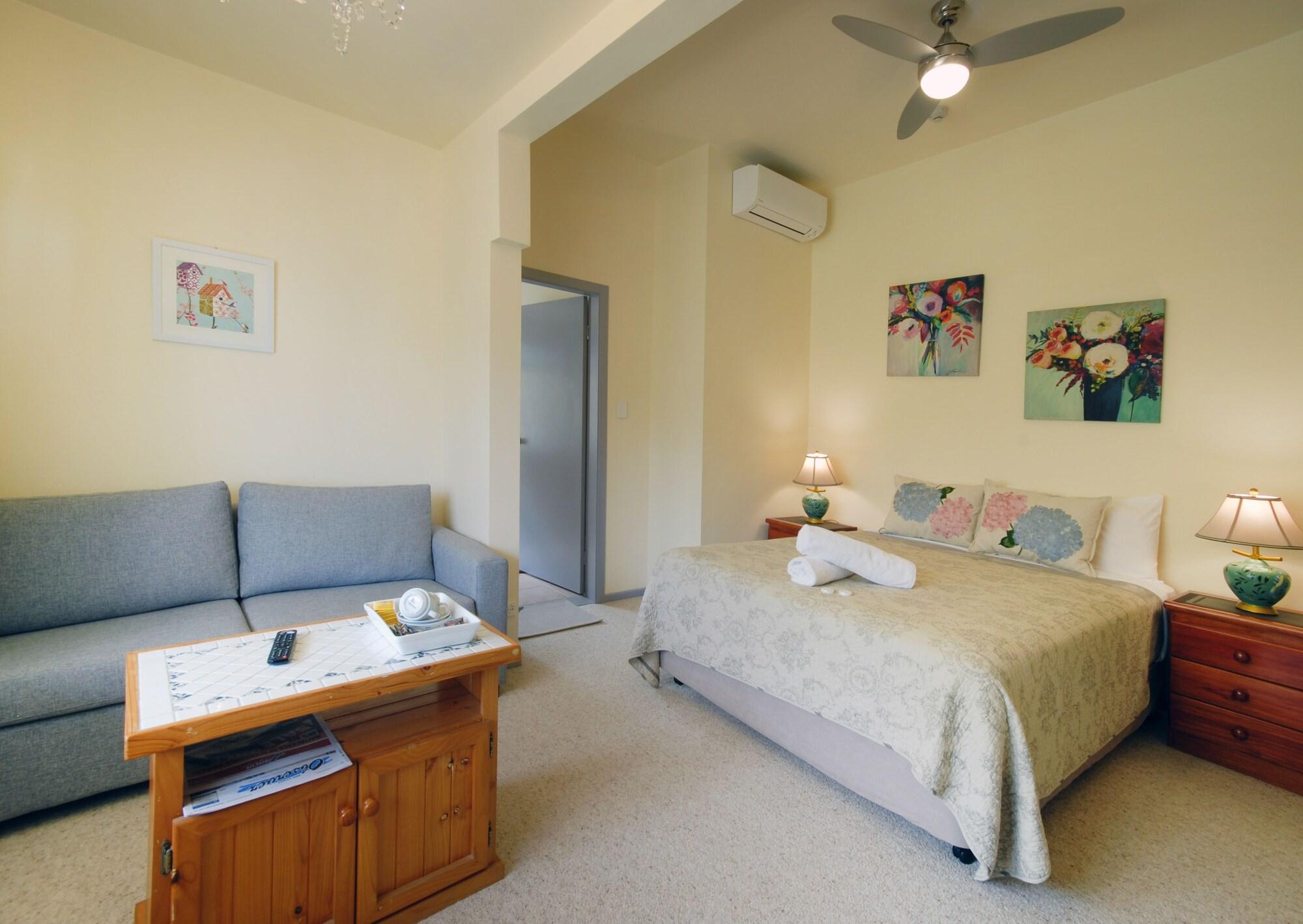โมเทลริเวอร์วิวบูติค Motel นัมบัคคาเฮดส์ ภายนอก รูปภาพ